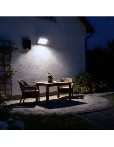 Reflector Solar 80W con Control Remoto y Temperatura Ajustable | Lion